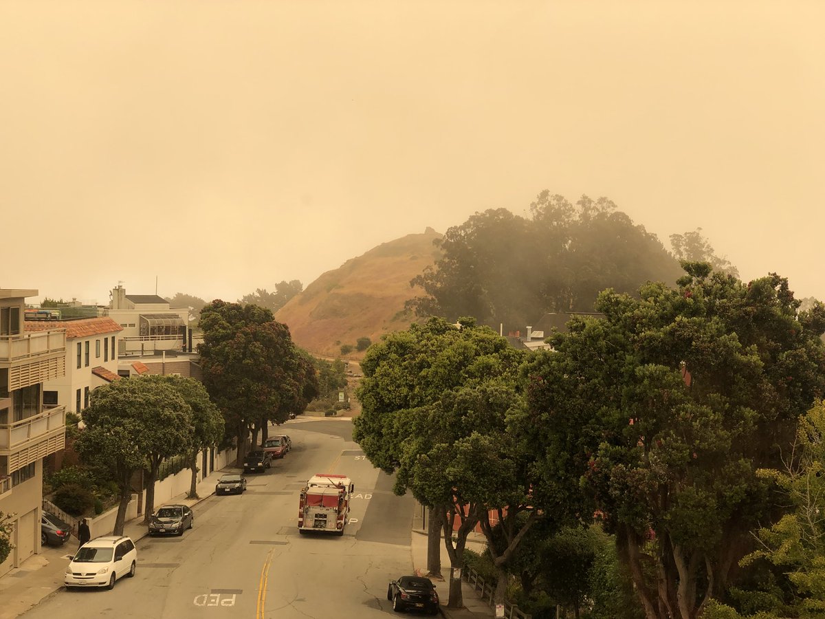 specialforksndy's tweet image. San Francisco this morning: fog and smoke from NorCal wildfires obliterate the view of the Bay. Ash on our deck. Hoping everyone and the heroic first responders stay safe. #wildfires #NorCalFire #SanFrancisco