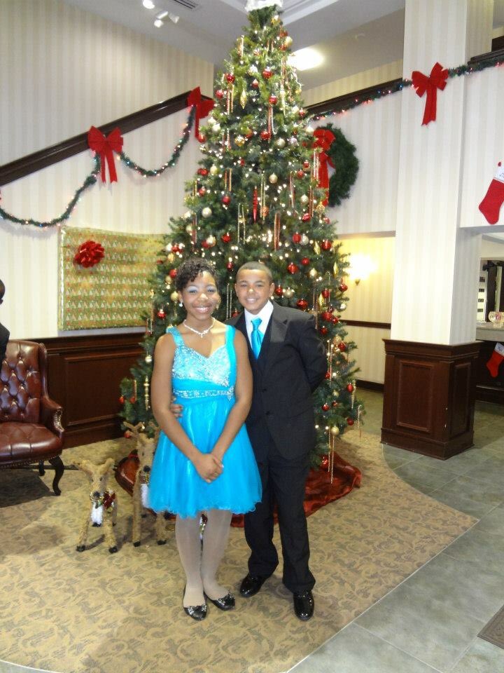 HAPPY BIRTHDAY, MICHAEL ANTHONY!! I hope you re having a great day! Love you, kid! 