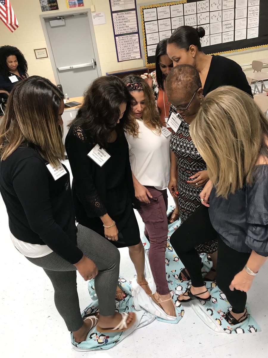 BellExcell2K18's tweet image. The teachers of our summer site collectively problem-solved through a community building activity! Such creative approaches and maneuvering! Well done team! 🎉#collectivesolutions #weareBELL #impact209 @experienceBELL
