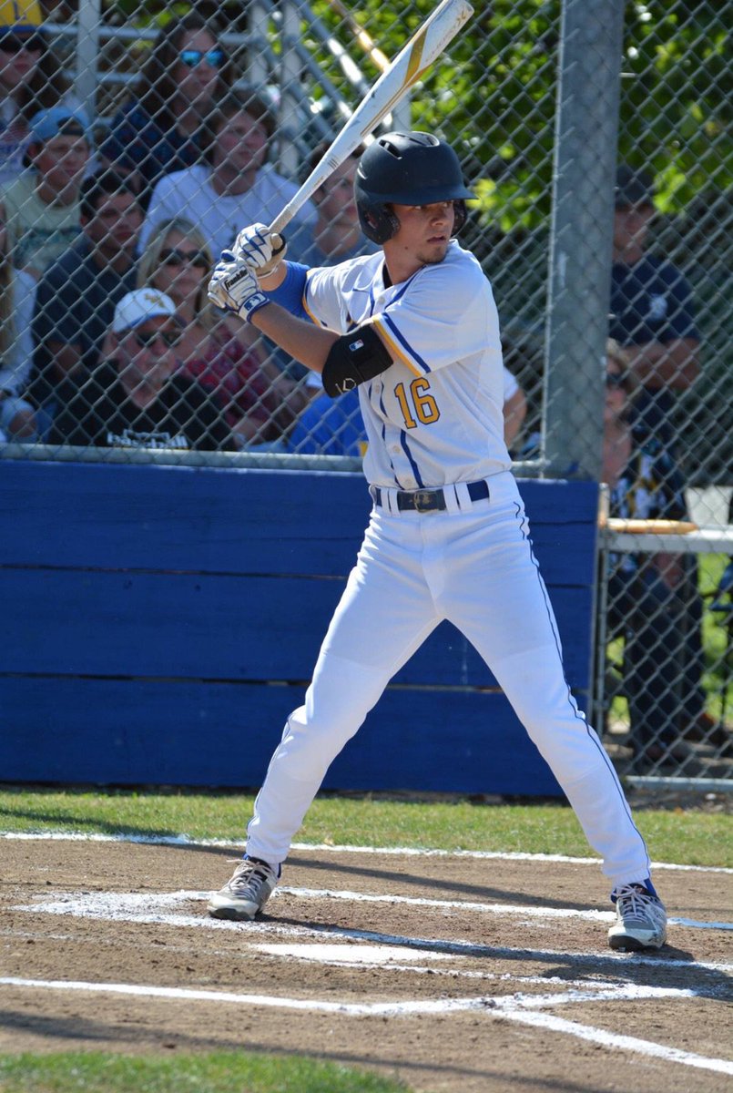lincolnpotters's tweet photo. The Potters have signed Lincoln's own Brennan Rozell! Brennan was the 2018 PVL league MVP for the Lincoln Fighting Zebras this past year! He will be attending Long Beach State next year. Time to #PotterUp Brennan! https://t.co/4TSS8mCX4s