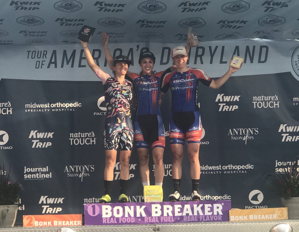 TOADCyclingRace's tweet image. Your East Tosa podium @schneidersister @iscorprocycling , @ValeScandolara @roxsoltattaquer , @KatieFnCompton @iscorprocycling #ToAD2018 #easttosagranprix