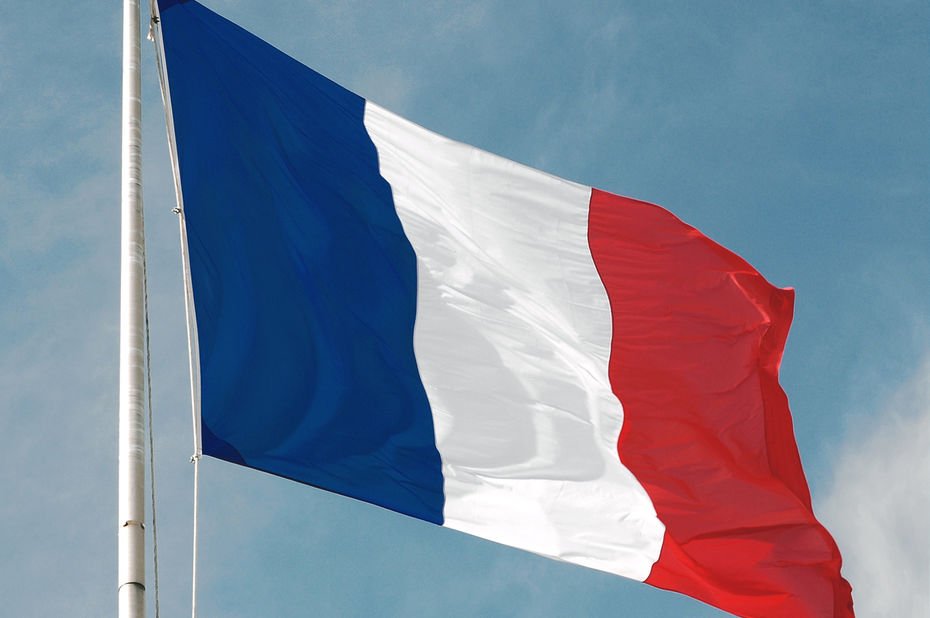 PaulRomanoCA's tweet photo. La #France : prête à devenir la nouvelle championne du numérique ? https://t.co/tYn5wDqPOq https://t.co/XUpfUxOv7W