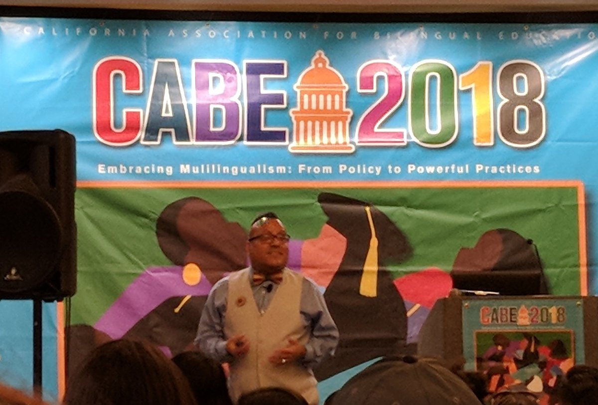 jjtrapp's tweet photo. ¡Ya llegamos! Estamos aquí con @JoseMedinaJr89 en @CABEBEBILINGUAL Dual Immersion Institute representando @WSMApusd y @pusdmagnets.
"If you're not willing to share & bleed in front of those you serve, you're part of the problem."
#cabedli #cabe2018 #dualimmersion https://t.co/5uj2MQTSHI