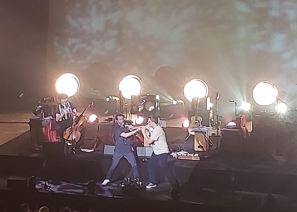fotc_fans's tweet photo. After two trips to London and some blood, sweat, and tears, we finally got to see the guys tonight and it was everything we could have wanted and more. Bret and Jemaine hands-on recorder action is some #bigdickenergy. https://t.co/1ECPuo3VAM