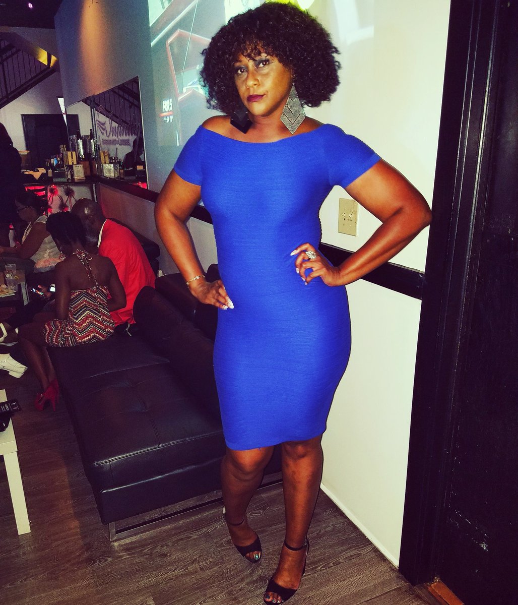MzArmyStrng5Str's tweet photo. Slayage so hard that I gave them the blues. #TheKeyMoment #modellyfe #actorlyfe #Glamazon https://t.co/ModmOZiIBo