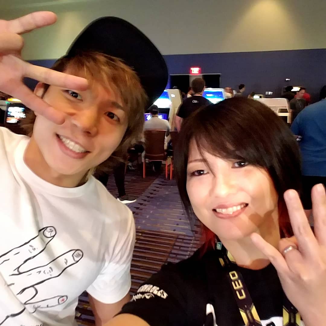 haku_ren_lawz's tweet image. I was very happy to meet @njpwyohei_k @njpwShowT and @azucarRoc !! Thank you for making time to take photos with me😀 お疲れのところ、写真撮影を承諾してくれてありがとうございました。試合素晴らしかったです！