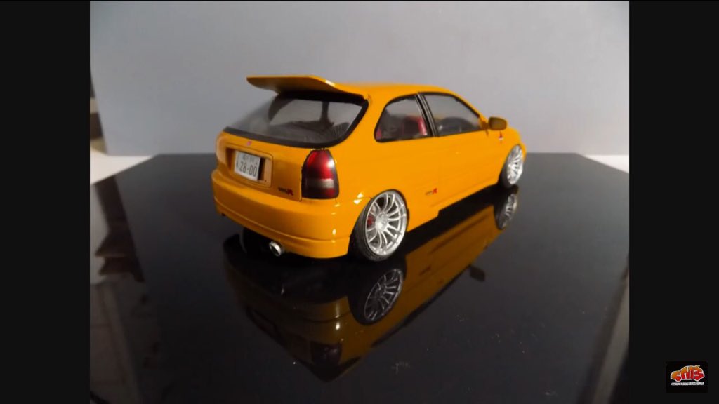 SamuraiWesley's tweet image. I just requested for CarManiac3, I request &quot;Sunlight Yellow&quot; color, added body kits and sport wheels for this Civic Type-R EK9.

Watch it on: youtu.be/5JKK_C7ZLWM

#scalemodelkits #fujimi #hondacivictyperek9
