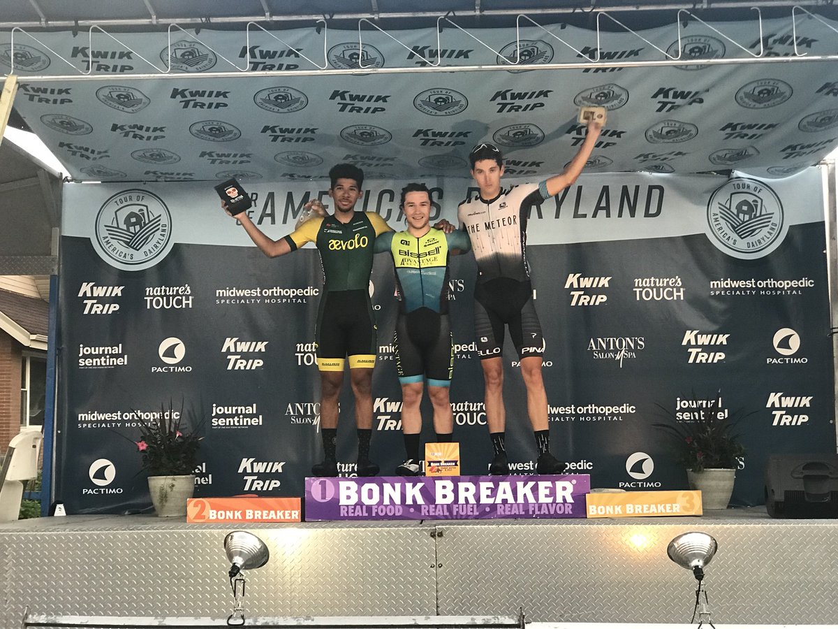 Your East Tosa podium. Hayden Strong <a href="/BISSELLABGIANT/">BISSELL.ABG.GIANT</a> , Imeh Nsek @Aevolo_Cycling , Michael Sheehan <a href="/meteorxgiordana/">MeteorXGiordanaRacing</a> #ToAD2018 #easttosagranprix