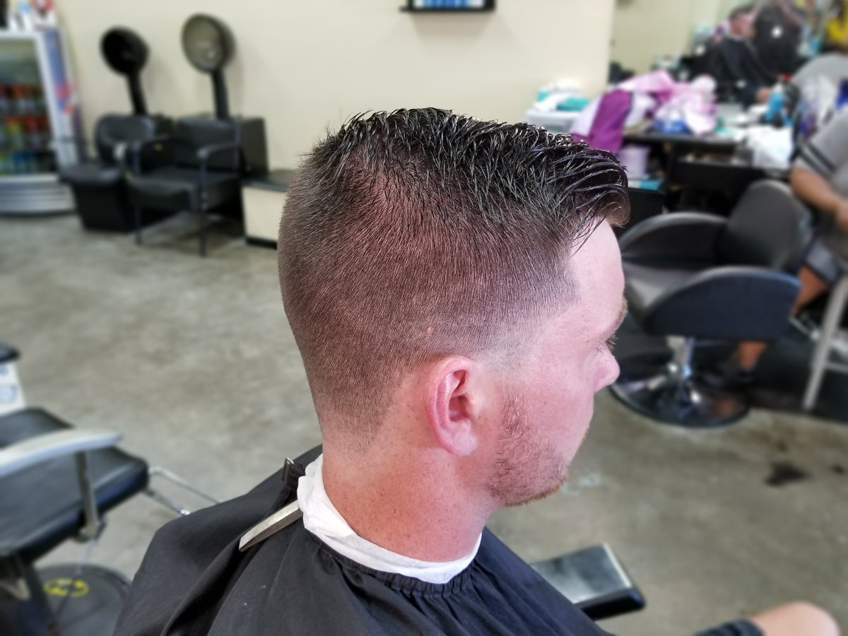disco42111's tweet photo. ROYAL STUDIO 1220 ELLIOTT DR MIDDLETOWN OH 45044 BOOK YOUR ONLINE APPOINTMENTS HERE https://t.co/jeHUvqeqdb https://t.co/2JKJ4xfF9G