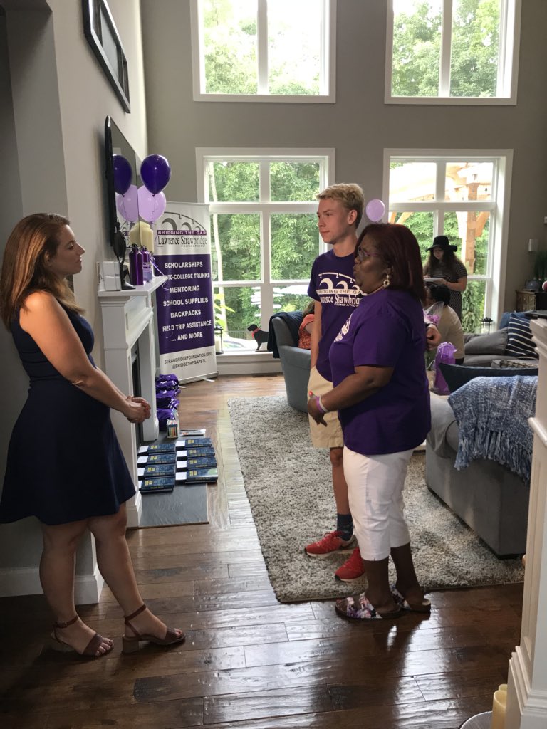 Thank you <a href="/alexiszotos/">Alexis Zotos</a> for covering our trunk reveal party today!