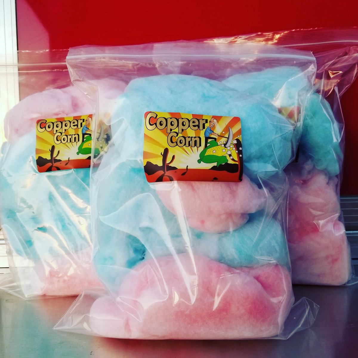 copper_corn's tweet image. Getting ready for 4th of July with new product. what do you think?#COPPERCORN #COTTONCANDY
