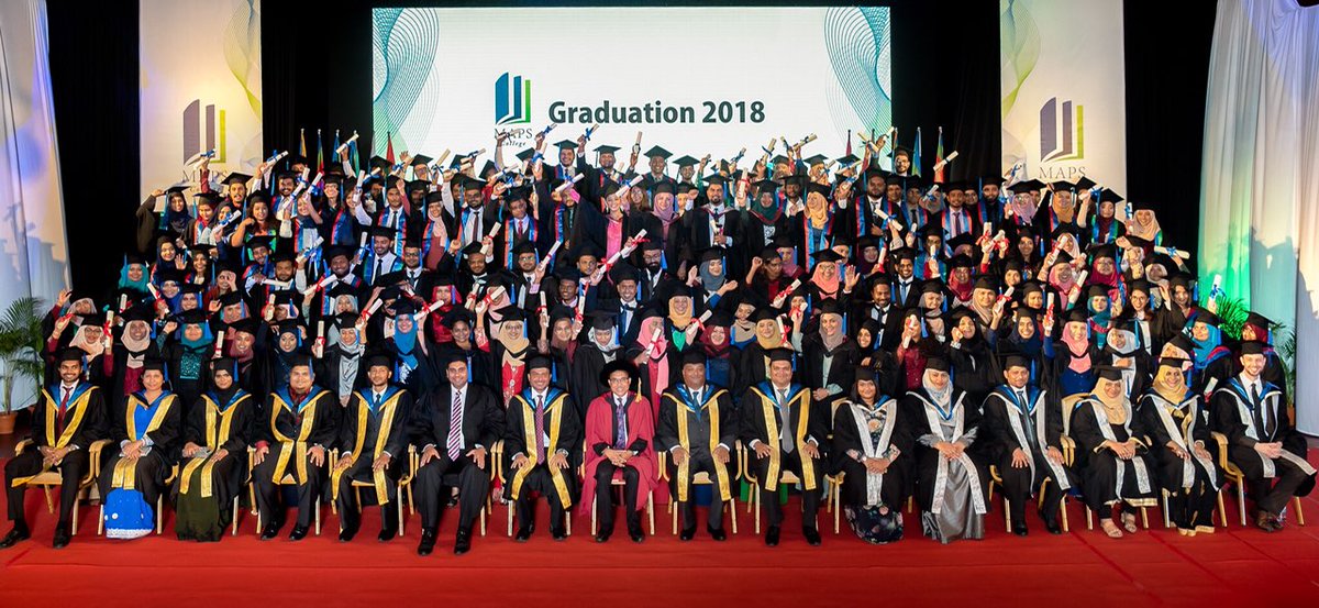 NazeerP1's tweet photo. Thank you @maps_college for giving me the chance to honour your 2018 graduation function. Congratulations to all 150 young Maldivians who graduated last night! #EmpoweringYouth @EducationMV @dhe_mv https://t.co/3FHxL6vIef