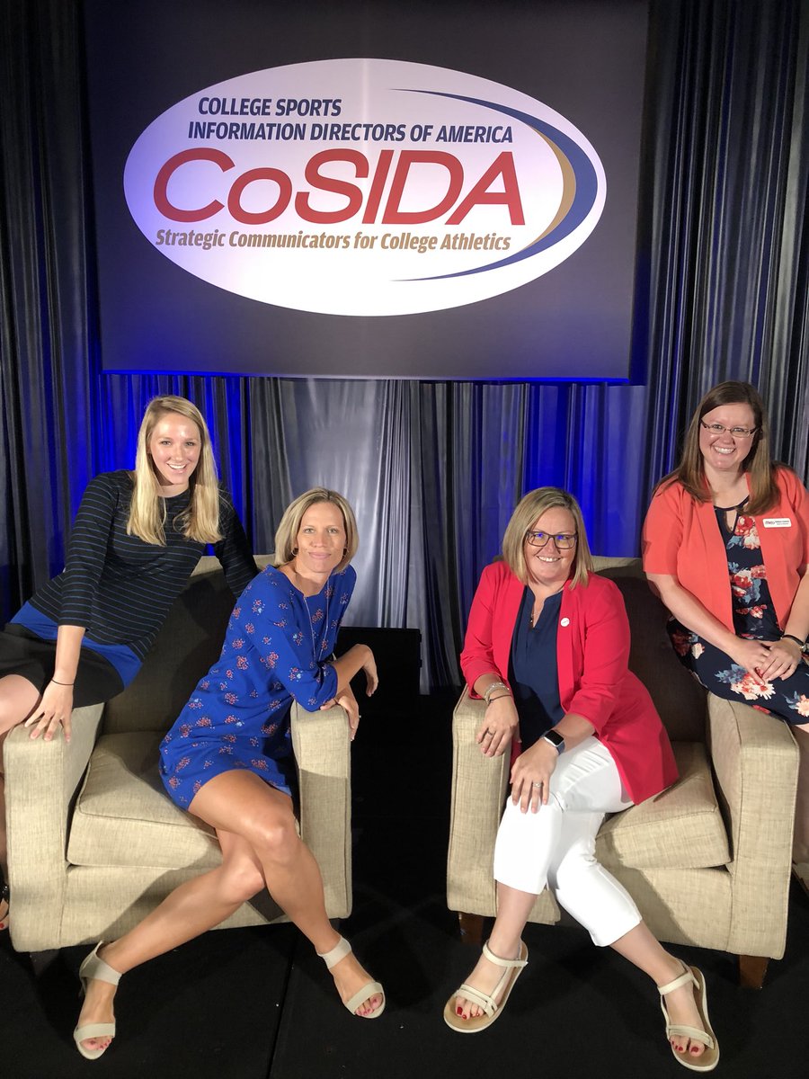 KatieJoKuhens's tweet photo. Home from an amazing vacation with my mom, @CoSIDAnews Board of Directors meetings &amp; #CoSIDA2018 in DC! Thankful for the time with old friends, meeting new people, and lots of learning from the great sessions. Grateful for the opportunity to attend &amp; represent @WartburgKnights. https://t.co/vYe9ykeNua