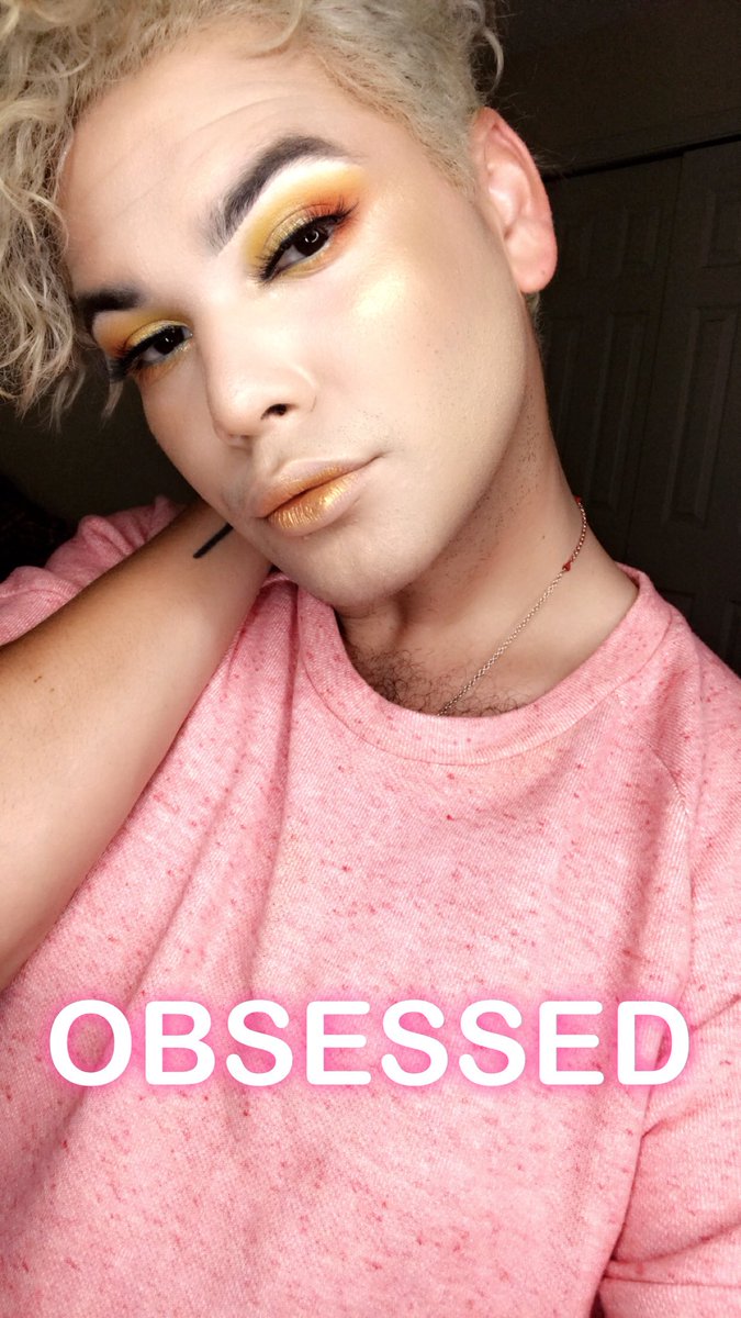 princeddamien's tweet photo. I just need more time in the day to play with makeup #findom https://t.co/Y24ugT5q6j