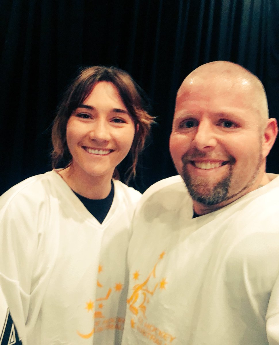 #FANBOY moment...Yeww!! 
I got to share the ice at QUDOS Bank Arena with Aussie Winter Paralympian and all round superstar snowboarder <a href="/joanybadenhorst/">Joany Badenhorst</a> 😀🇦🇺🏒❄️🏂 
Good Times ✅
#paraicehockey <a href="/AUSParalympics/">AUS Paralympic Team</a> <a href="/AusParaIH/">AusParaIceHockey</a> <a href="/Parasnowboard/">Para Snowboard</a> <a href="/paraicehockey/">Para Ice Hockey</a>