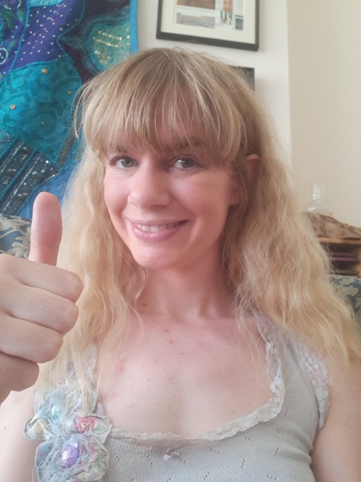 Not a misogynist? Not rude? Not an arsehole? You are just what I need this morning 😂 https://t.co/CAAF0cwyy6<a href="/tag/camgirl"class="tags"><span>#camgirl</span></a><a href="/tag/hairypussy"class="tags"><span>#hairypussy</span></a>