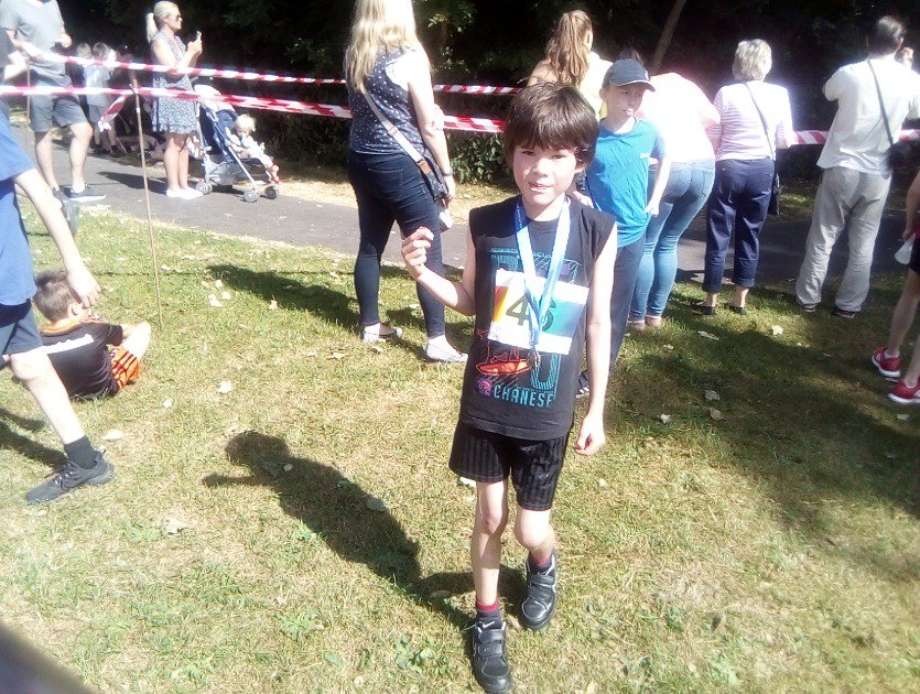 PachamamaSheff's tweet photo. We had some fun at #DronfieldFunRun @northfieldjun https://t.co/3aOR2w7wTA
