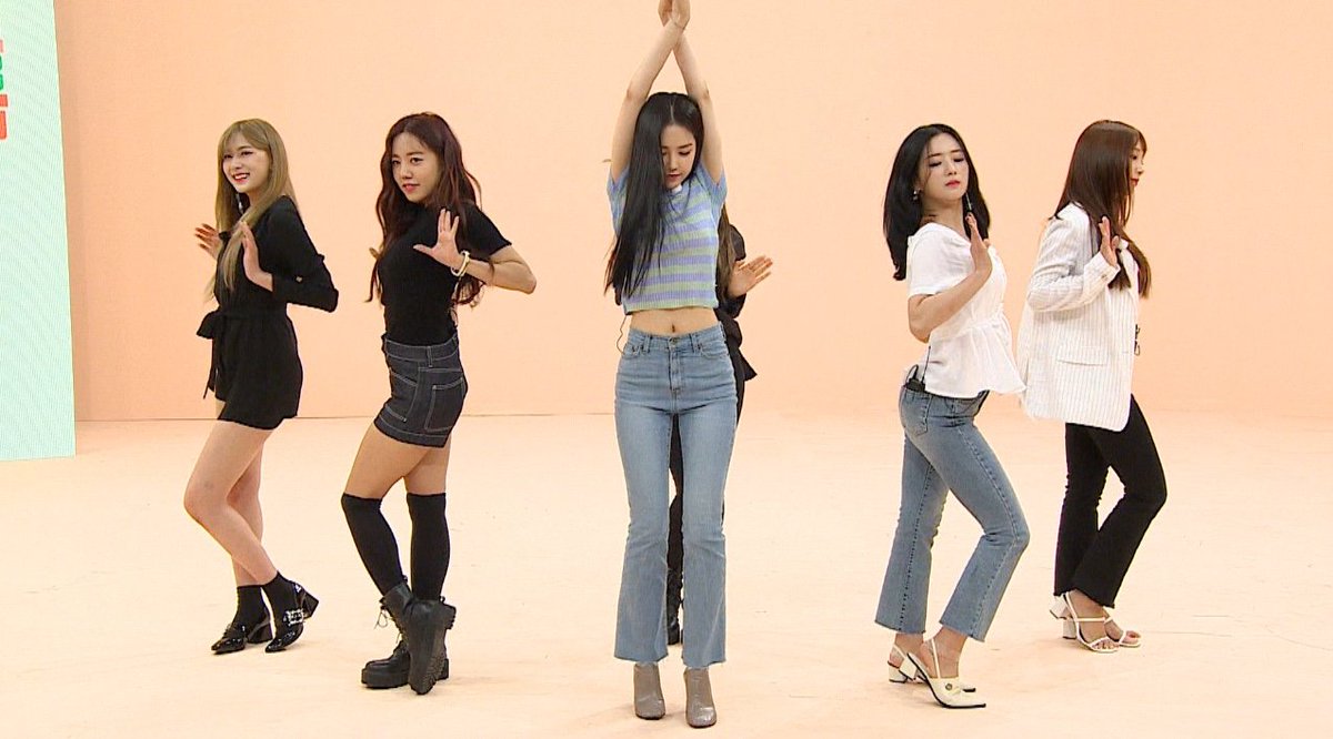 Apink Arab on Twitter "ايبينك في برنامج "غرفة الآيدول / Idol Room"… Apink Arab on Twitter "ايبينك في برنامج "غرفة الآيدول / Idol Room"…