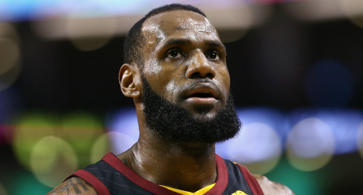 YahooSportFR's tweet photo. LeBron #James signe aux Los Angeles Lakers pour 4 ans et 154 millions de dollars ! #LBJ2LA

👉 https://t.co/uVOxkZiDco https://t.co/x9r4nruO4i