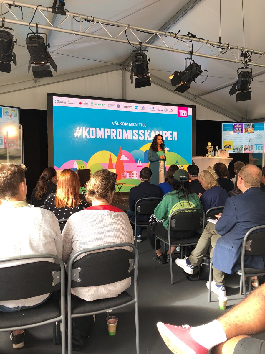 annarosv's tweet photo. Börjar dagen med #kompromisskampen   #tcolandet  med Suuz Cronstam https://t.co/pSX94NLCO2