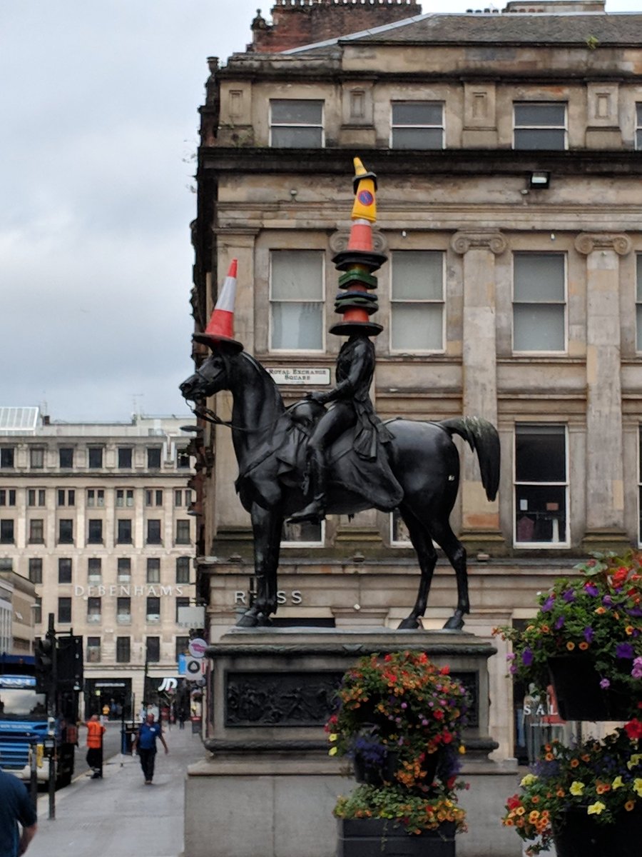 The_Dr_Mike's tweet photo. Glasgow this morning - cone party! https://t.co/mdA4cdZSvd