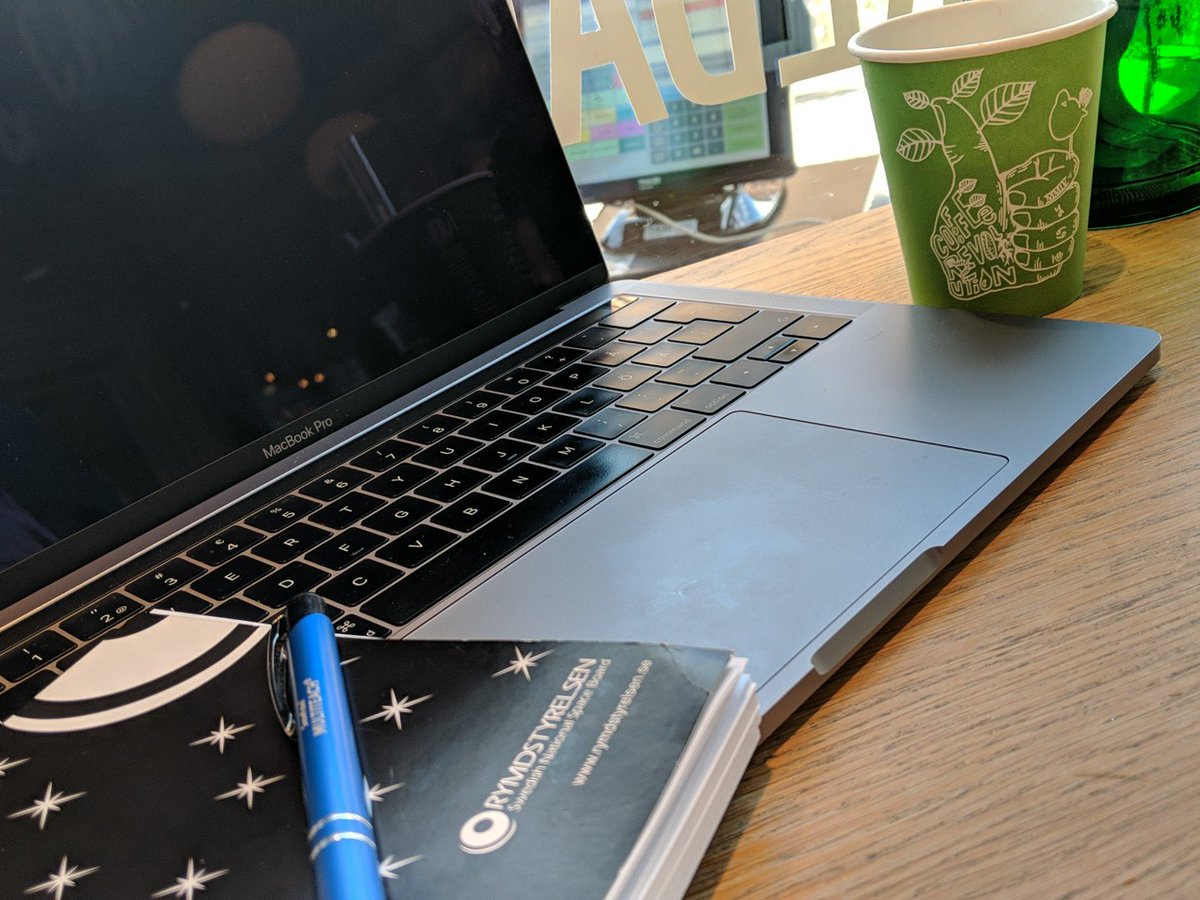 jlundstrom's tweet photo. Då kör vi, först ut IVA, sen prata om vikten av växa svensk rymdindustri och sen möta lite bolag som tittar på etableringar i norr https://t.co/zZkuEH6yKZ