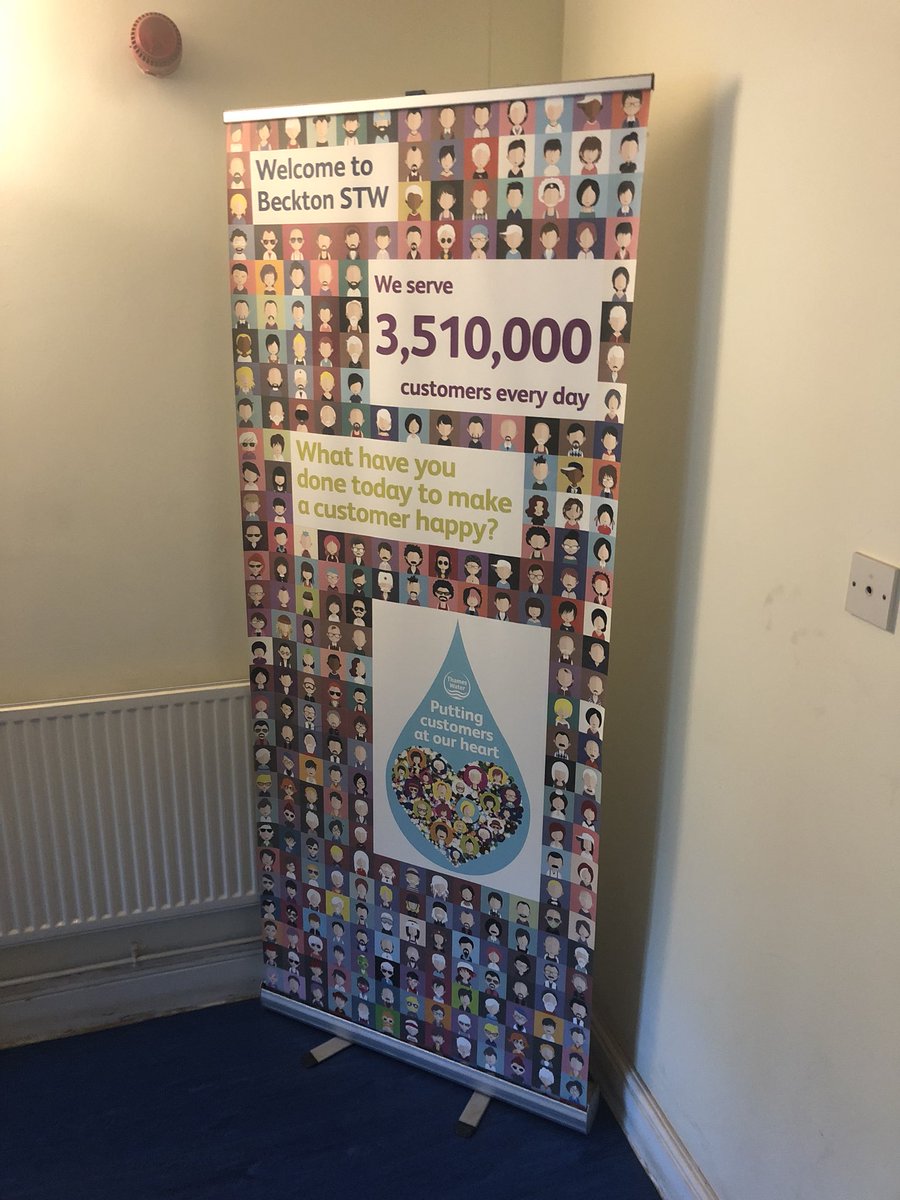 MrEssexBanners's tweet photo. Banner stands are perfect for indoor advertisement. Can be put up in seconds👌🏻
.
.
#bannerstands #rollerbanners #rollerstands #bannerstand #rollerbanner #essexbanners #banner #indoorbanner #indoorbanners #printing #print #monday #design https://t.co/I4oXiSggtV