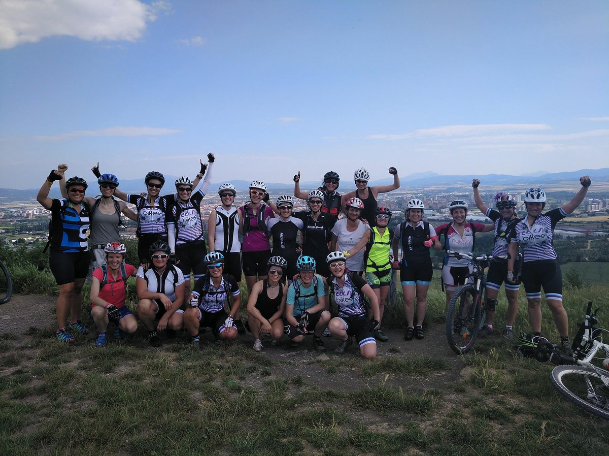 RFECiclismo's tweet photo. #QuedadasWomenInBike |
Y tú, ¿has aprovechado el finde para disfrutar de alguna quedada #WomenInBike ? 💜🚴♀️
¡Os dejamos algunas fotos de la gran cantidad de salidas organizadas! 🙌
📸 #SheIsCycling ; #Probikeras; #Ellabikes ; #RutasForWomen
#RodamosJuntas https://t.co/JXv8n4Ak25