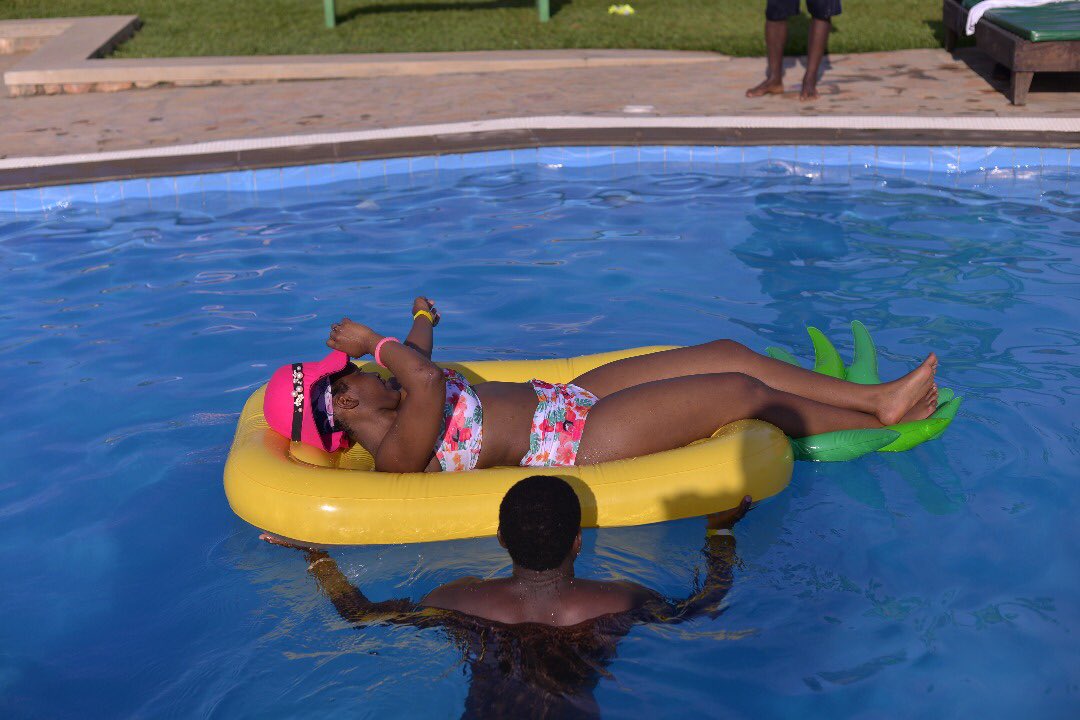 thePearlGuideUg's tweet photo. 🍍WHAT A WEEKEND! 🍍 Scenes from the first UG Pineapple Garden Party at Buvi Lodge! 🔥🔥🔥
#HelloPineapple https://t.co/TecXx8A1iZ