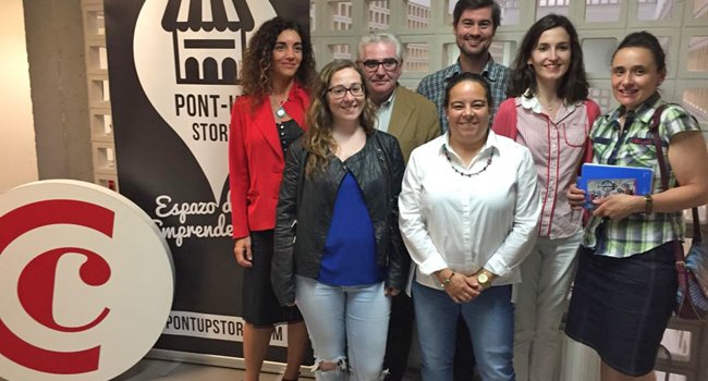CCompostela's tweet photo. Emprendedores de Santiago presentan a 5ª edición do encontro Pont-Up Store, en @ecodixital https://t.co/esQt0mRW7E https://t.co/tnTL5bBHbW