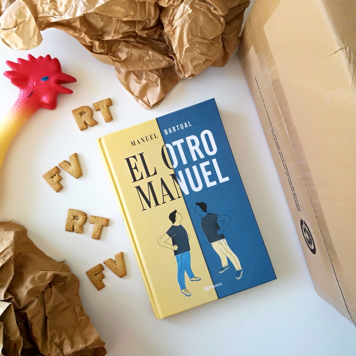 ManuelBartual's tweet photo. 🎉 Desde @edit_planeta han puesto en marcha un sorteo de 5 ejemplares firmados de #ElOtroManuel. Para participar basta con que retuitees este tuit y comentes dónde te encontrabas cuando leíste mi hilo del verano pasado. Los ganadores se anunciarán el 16 de julio. https://t.co/1C4RhPO2mh