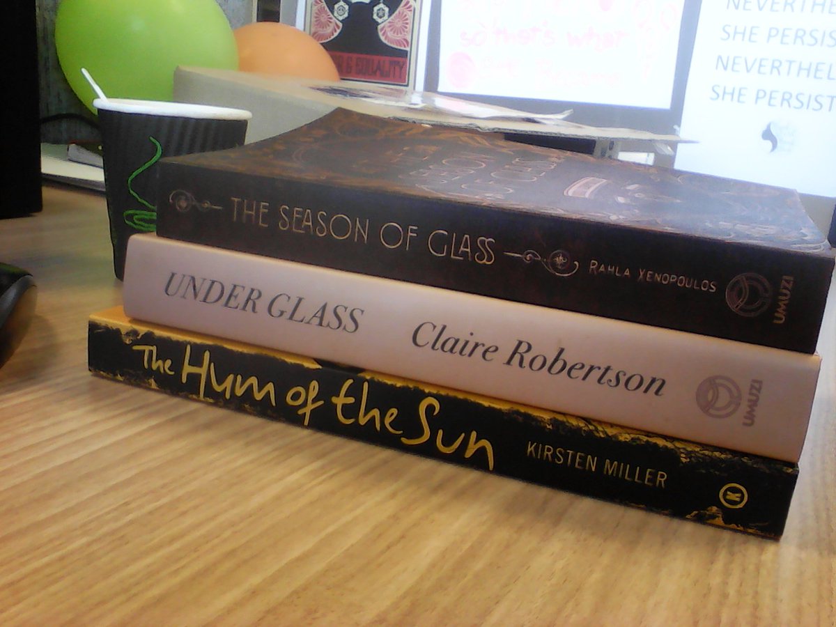 BlackGBookClub's tweet photo. Thank you #EBHomeBru for this taste of local flavour, we're sinking our teeth into these fabulous reads for lunch! @ExclusiveBooks did that :) https://t.co/AFuaPfl2XY