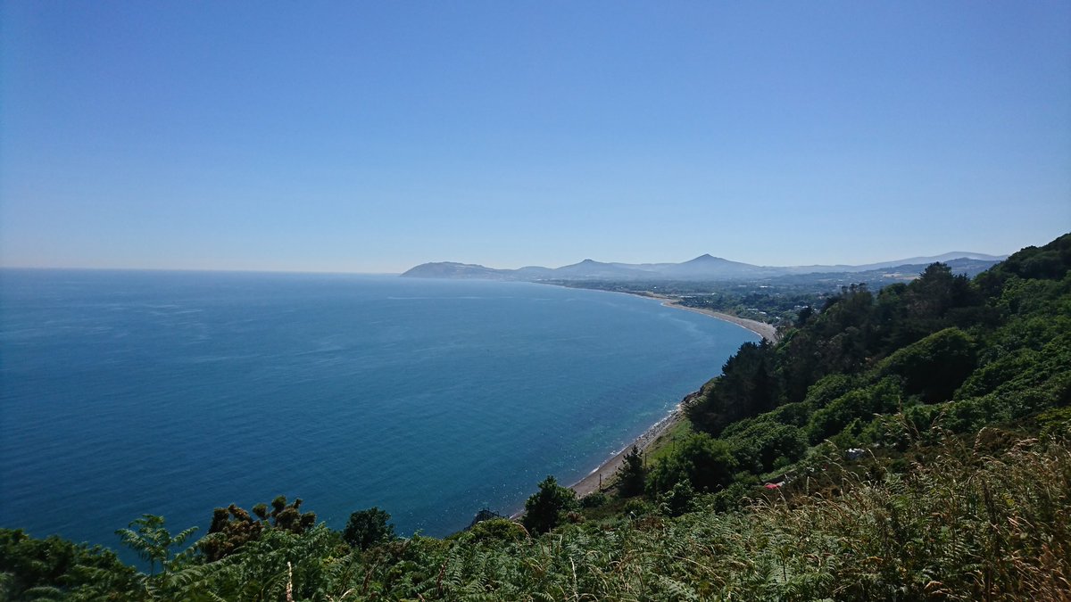 A summer's afternoon in Killiney. Definition of beautiful.

#Dublin #killiney #dalkey #killineyhill #killineybay #southdublin #summer #ireland #IrishSummer