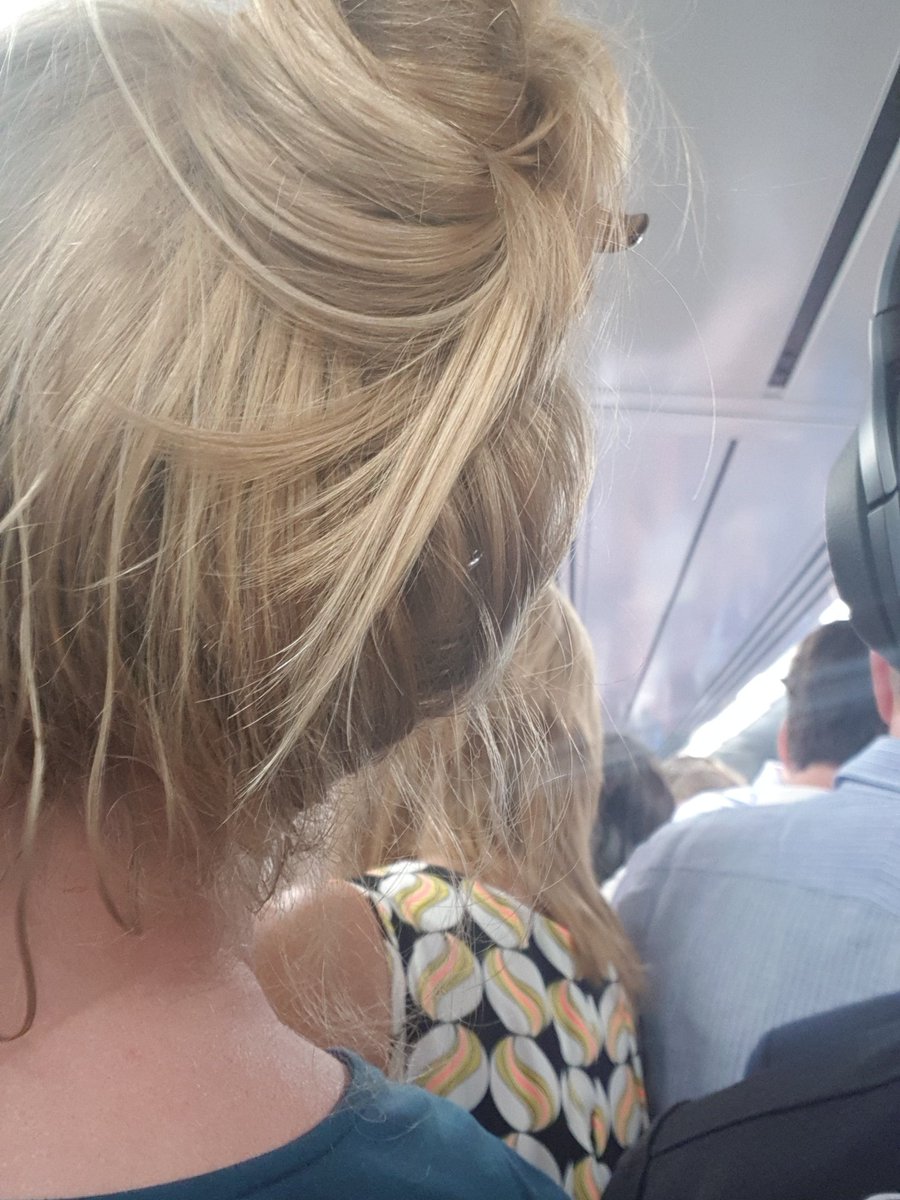 RaphaelCray's tweet photo. Another week of cancelled and crowded trains it seems.... what a joke @GNRailUK #rail2020 https://t.co/qbFLwbhabt