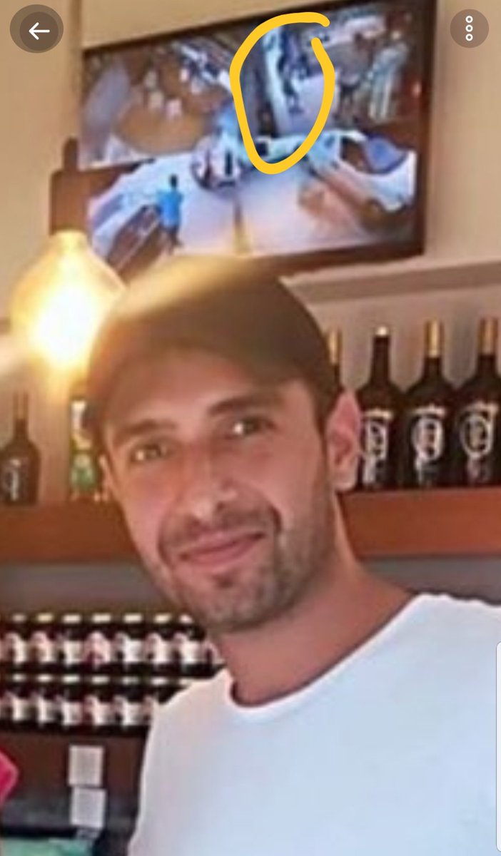 Meelkra's tweet photo. Kız arkadaşın var demek😮😮 https://t.co/be0BpnhhZP