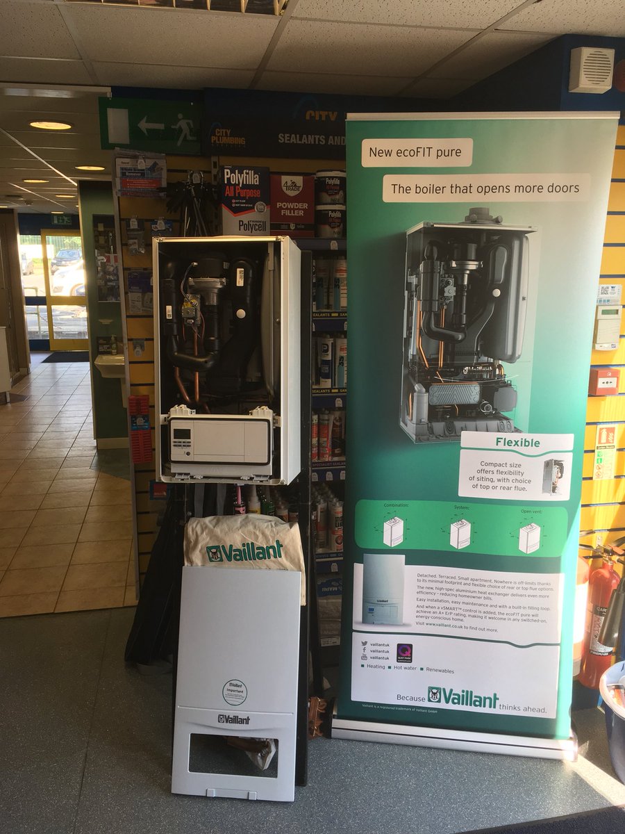 VaillantRich's tweet photo. What a beautiful day to come and take a 👀 @ 🐰 Ecofit Pure @CityPlumbingUK#Llanelli. Learn more about #boilerplus #advance. Food and freebies whilst they last 😎👍 https://t.co/x4RGufabls