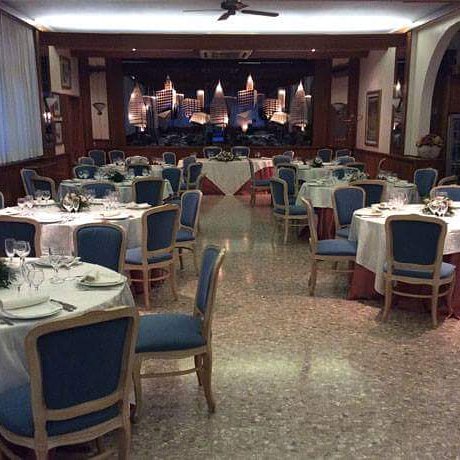 webmasteroma's tweet image. #Ristorante aperto tutti i giorni dalle 12.30 -15.30 la sera dalle 19.30. 
4 grandi sale per tutti i tipi di eventi ( #compleanni, #battesimi, #matrimoni e tanto altro) hotellacolonna.com #Fonte #Nuova (rm)