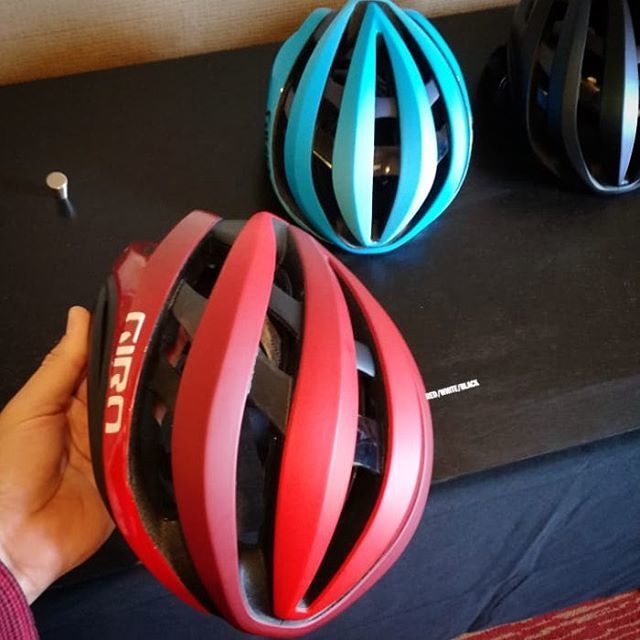 wearebikemob's tweet photo. Introducing the new Giro Aether Helmet featuring:
 #MIPS technology
Shatter-Proof Roll Cage™️ “Halo” reinforcement.
FeatherWeight Webbing
Slimlinebuckle
Sunglasses Docking Ports
Ponytail compatible 😀

#ImpactIsEverything #GiroCycling #Helmet #NewKitD… https://t.co/aVw7lhpduD https://t.co/cxCGcYFtSY