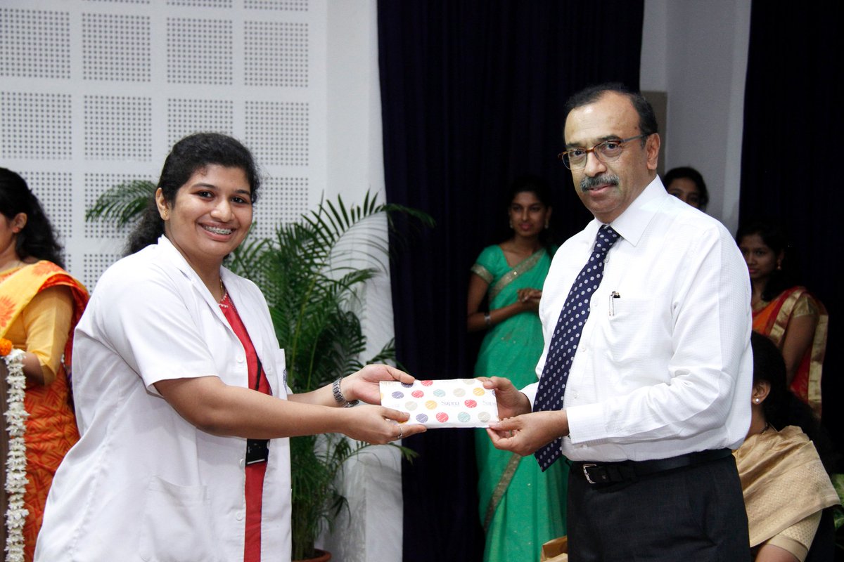 sdmmedical's tweet photo. Doctors' Day 2018
Felicitation of MBBS Toppers #DoctorsDay #sdmcmsh https://t.co/b9A4TLy1MH