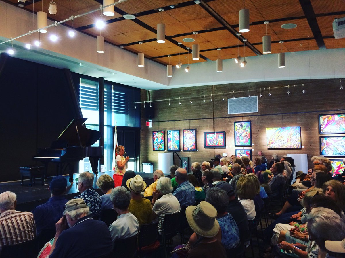 jwNewMusic's tweet photo. ...nice turn-out for my #solo #piano #concert this afternoon ~ much appreciation to all in attendance today at #EncinitasLibrary! https://t.co/IJiXpLNacF