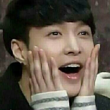 Dragen_ot9's tweet photo. Bakın bugünün kodları bile bir farklı, alakasız yerlerde bile karşıma çıkar oldu 😭 ot9 hasretini cümle alem çekiyor we are 1 olduğumuzu tekrar tekrar göstereceğiz😭 #WelcomebackLay @weareoneEXO https://t.co/YtF4pdI20E