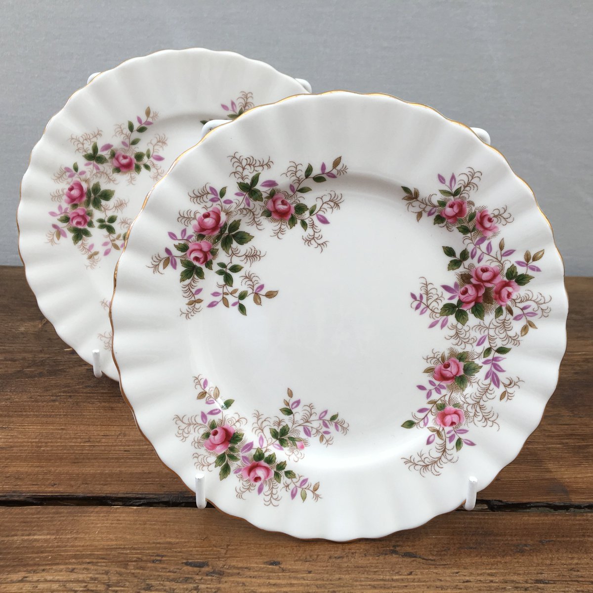 MrPotteryUK's tweet photo. Our latest New Stock Alert has just been published at #MrPottery. It seems to have been a #DenbyPottery and #RoyalAlbert week! https://t.co/lKaLgkBpXh
#chinamatching #chinamatchingservice #tableware #pottery #china #discontinued #replacementservice https://t.co/BcJqfkREK6