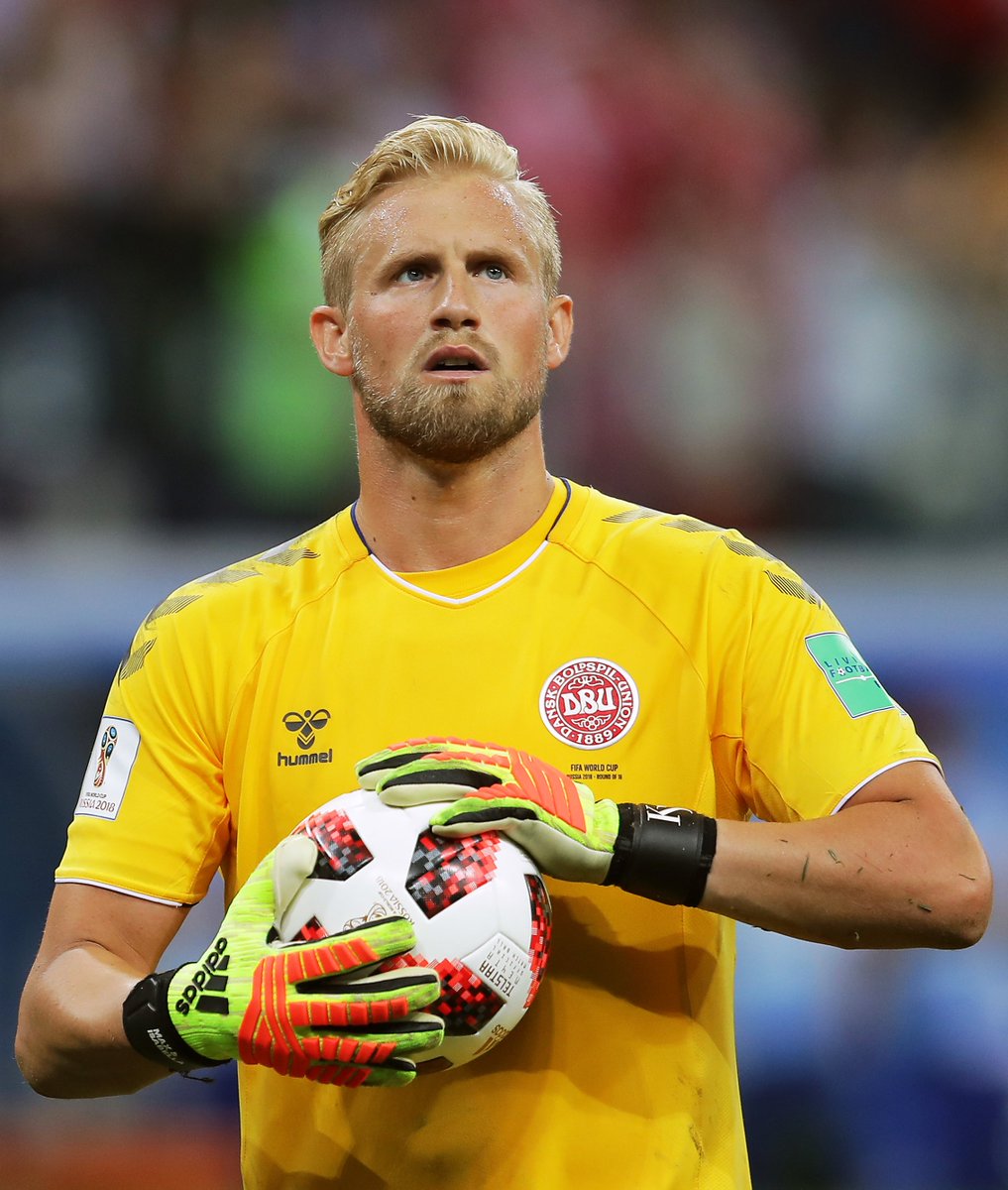SoccerAM's tweet image. Retweet if you were gutted for Kasper Schmeichel last night 💔