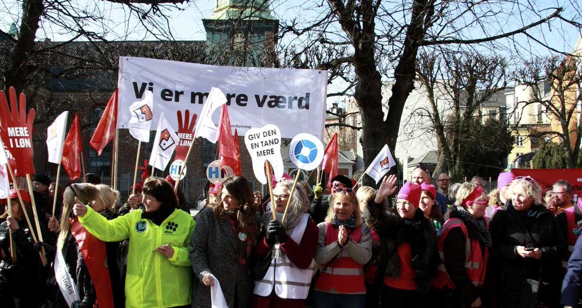 jpkildevang's tweet photo. #OK18 slog benene væk under #dkmedier #dkpol kommentatorer, eksperter, skabte flotte resultater &amp; i den hjemlige arena boostede læsertallet på @ftf_dk Se Mest Læste HER: https://t.co/yXIchVIxMu Der var ikke blot tale om teatertorden, men ægte #solidaritet og kampgejst #arbejde https://t.co/vHqV2saGJE