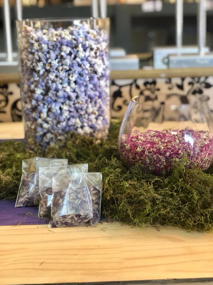to_netts's tweet photo. The Magical Colour P U R P L E
Visit our purple showroom and be inspired
#Purple #MondayMotivation #beauty https://t.co/sjw4UsxznO