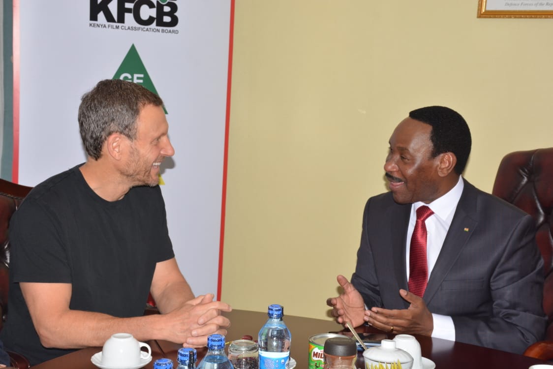 InfoKfcb's tweet photo. #HollywoodStarsAtKFCB
The Board is in discussions with Hollywood filmmakers @tonygoldwyn and @jjpantherbaby, @KennedyOdede, @KipNoey, @NikiMags among other stakeholders around the production of 'Find Me Unafraid' here in Kenya.
@EzekielMutua @MoICTKenya @RiverwoodMovies https://t.co/uRhLS6tWJL