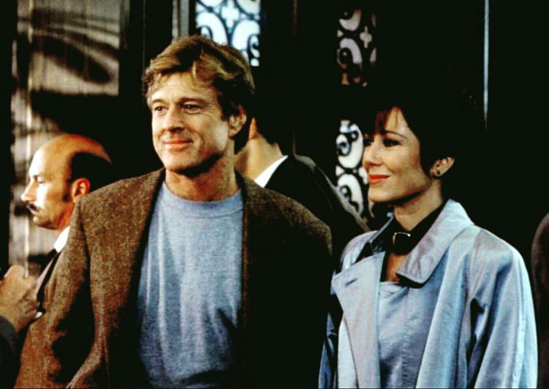 BobRedfordDaily's tweet photo. "I had to take a very deep breath and do some meditating and yoga before I shot scenes with him… because it was Robert Redford. [Laughs.] It was! Oh, dear, oh, dear. I can STILL feel it…"~Mary McDonnell #Sneakers https://t.co/rt7YQsi78z