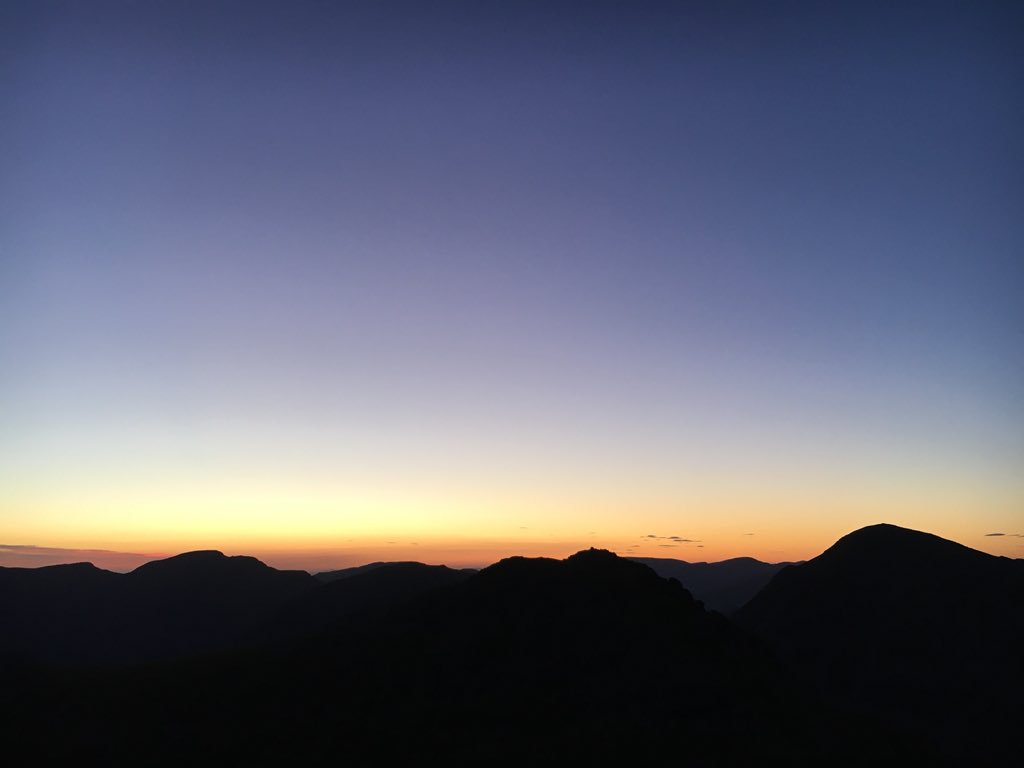 Fire_Events's tweet image. Busy weekend indeed...from mountains, to sunsets, to team building challenges and all with great people. 
#getoutside #teambuilding #Ilkley #eventprofs