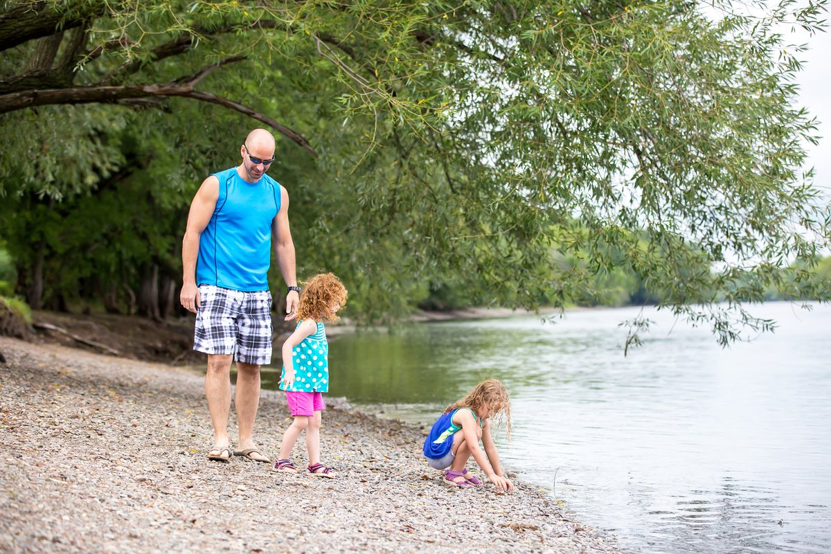 activeforlife's tweet photo. There are many reasons why you may want to expose your children to natural water courses in your area. Not only can you teach them about water safety and how to swim, there are some major physical literacy benefits as well! Learn more: https://t.co/evYZKIodIu https://t.co/HJ5G8xKEVz