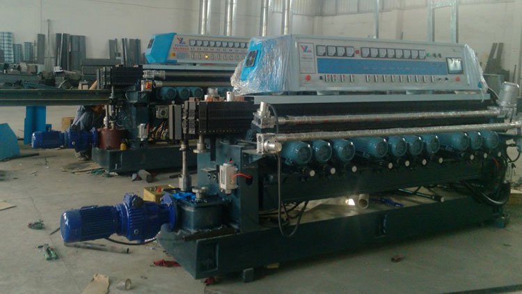 zhengyimachine1's tweet image. Glass straight line #bevelingmachine. Visit- zhengyimachine.com/zxm371-glass-s…